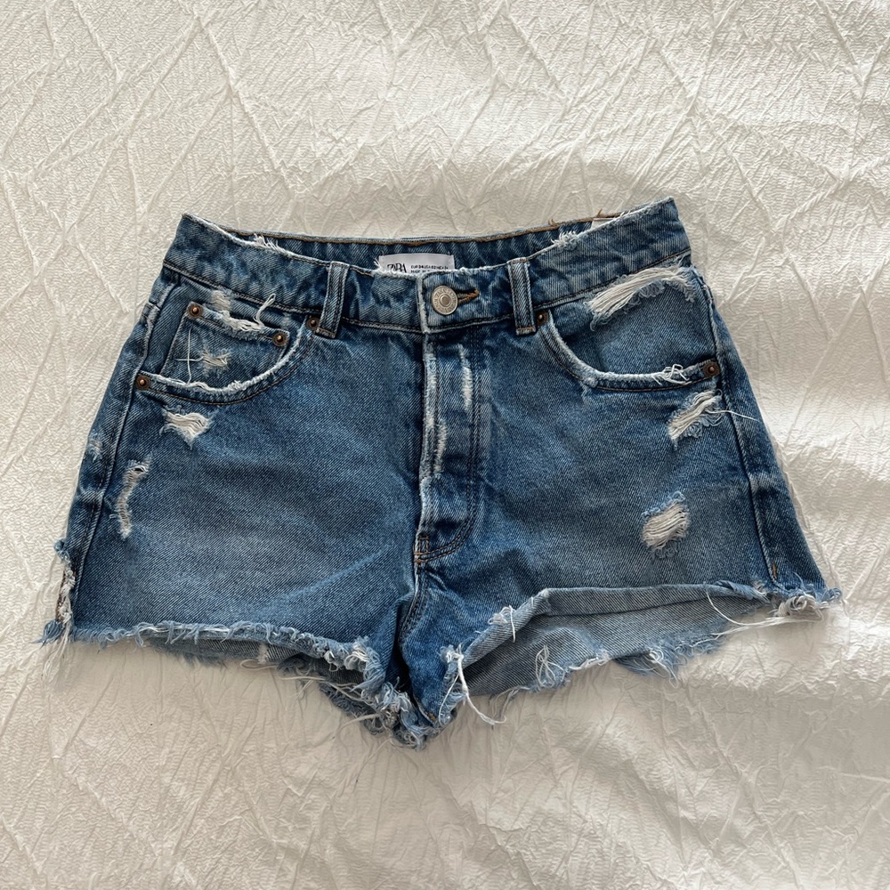 Zara Jean Short 02
